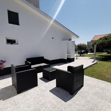 Вилла Casa La Grenadine Эшмориш Экстерьер фото